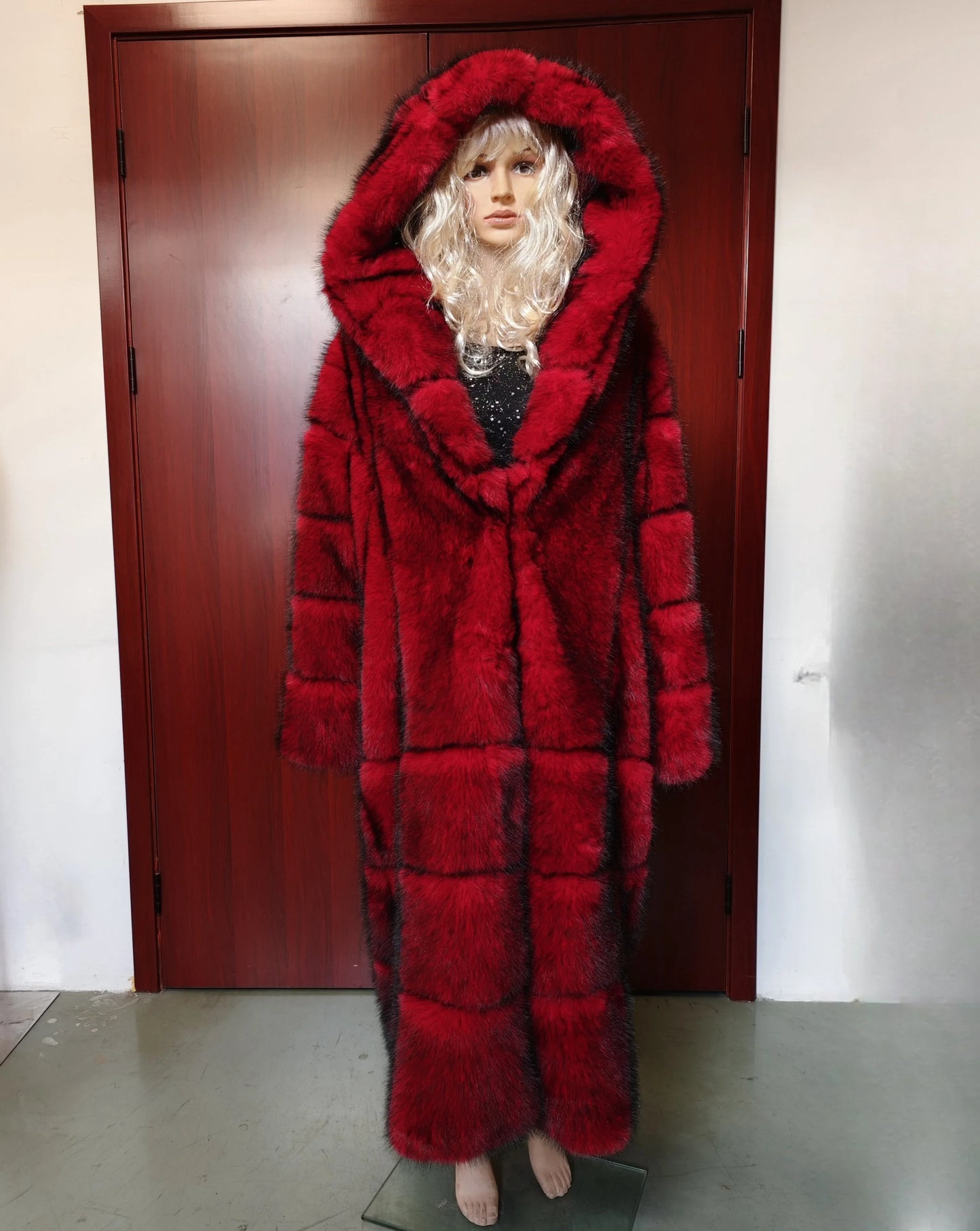 Women's Long Hooded Faux Fur Coat Autumn-Winter Luxury Thick Warm Fashion Street Style with Pockets High Street