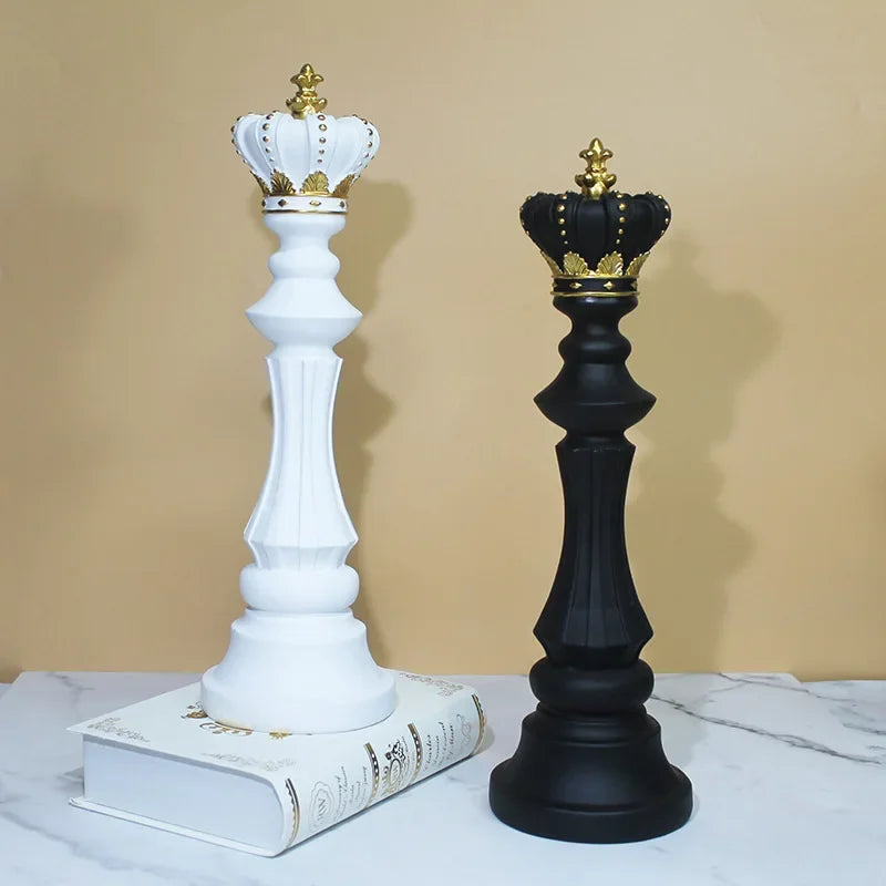 Resin Retro International Chess Figurine