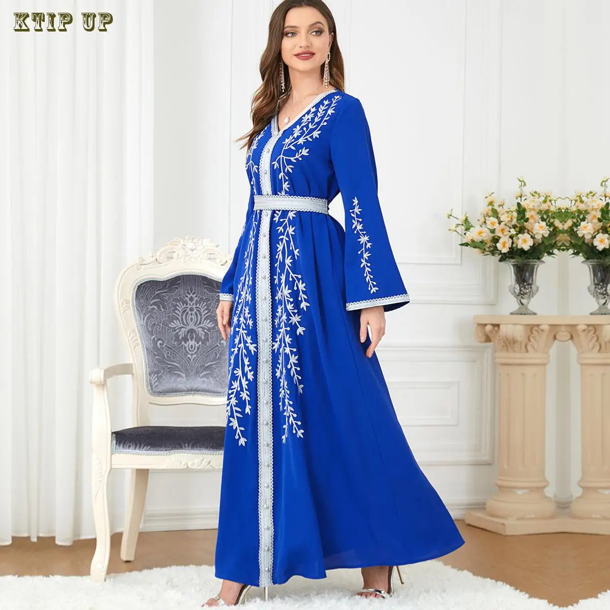 Ramadan Luxury Muslim Fashion Bat Sleeve Moroccan Turkiye Dubai Dress Middle East Arab Dress Sequins Golden Velvet Long Dress