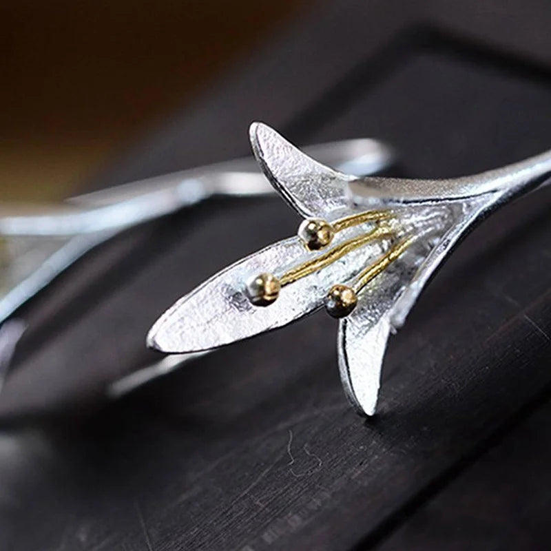 Exquisite Beautiful Flower Earring Trendy Jewelry Simple Personality Silver Gold Color Metal Carved Floral Earrings for Women