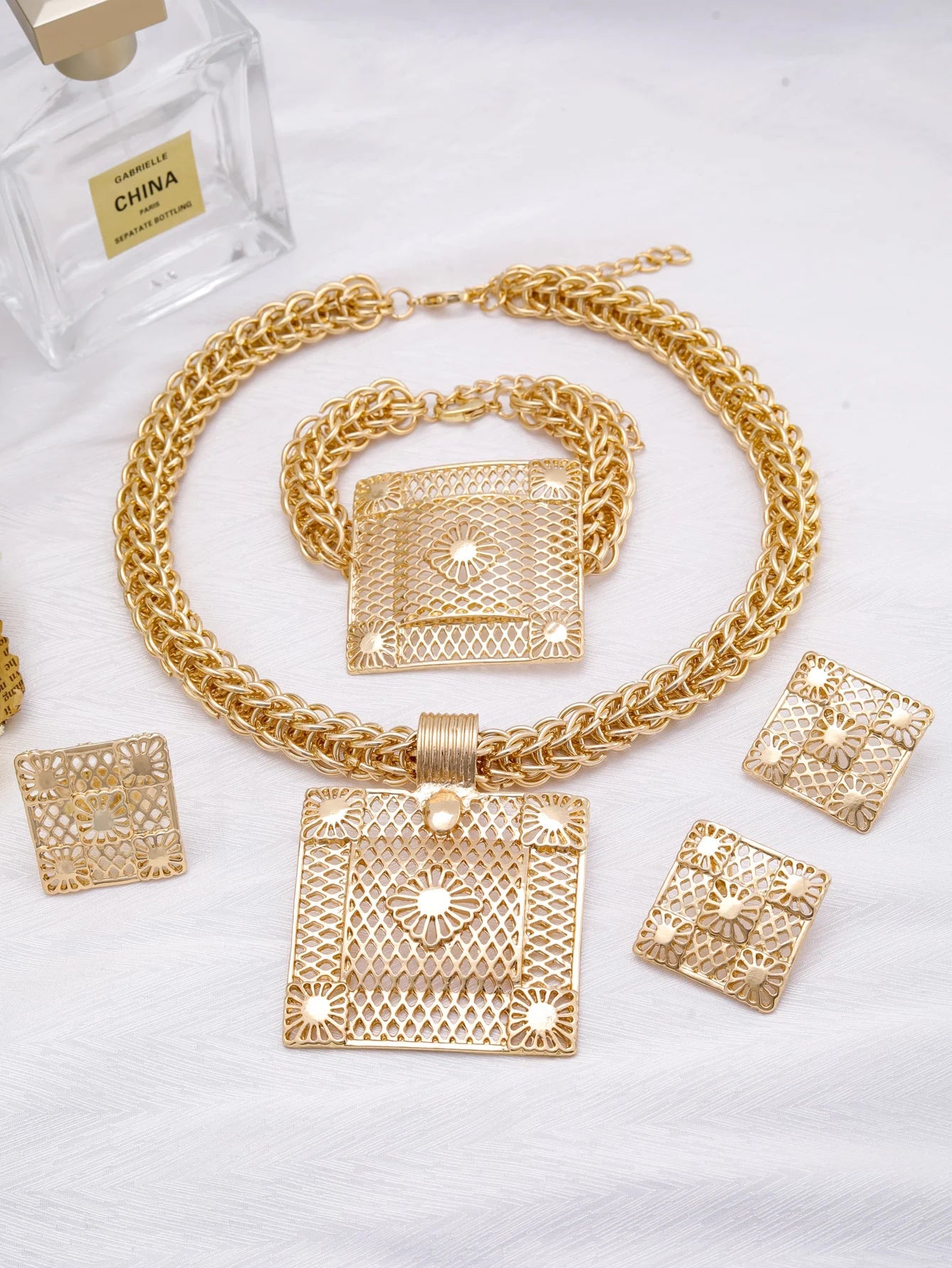 African Women 18K Gold Plated Jewelry Sets Gold Geometry Pendant Necklace Earrings Indian Wedding Party Jewelry