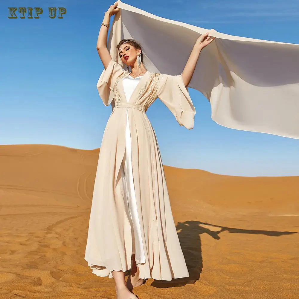 Ramadan Luxury Muslim Fashion Bat Sleeve Moroccan Turkiye Dubai Dress Middle East Arab Dress Sequins Golden Velvet Long Dress