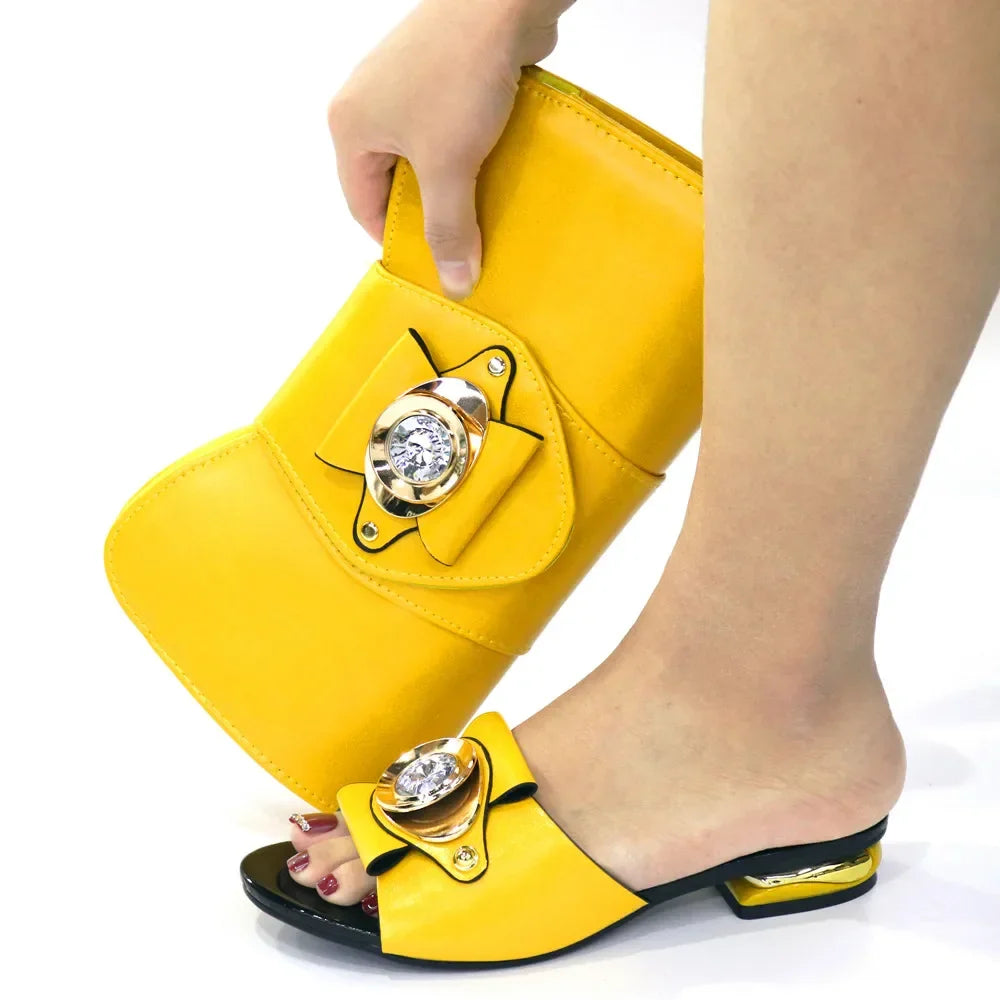 2024 Latest Italian Design Fashion African Women's Low Heel Comfortable Shoes and Bags Set Leather Casual Ladies Slippers