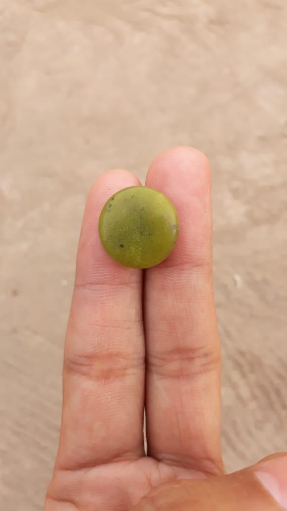17.4ct Serpentine Cabochon - Shah Maqqsood - Zehrmora - 17.2x17.5mm