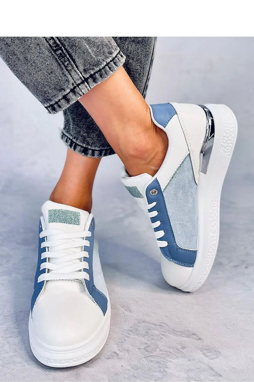 Sport Shoes model 181969 Inello