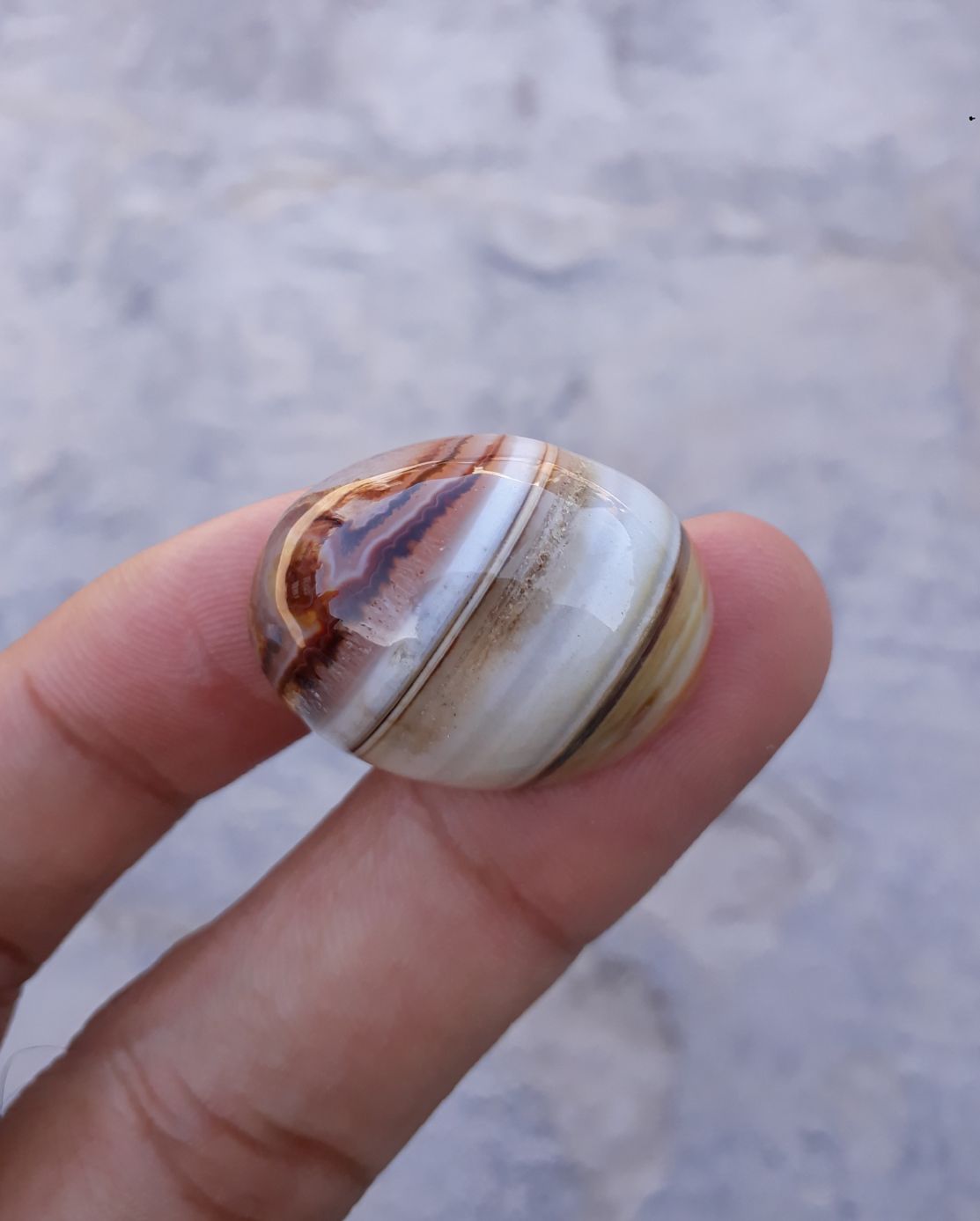 57.3ct Banded Agate Cabochon- Sulaimani Aqeeq - 29x21mm