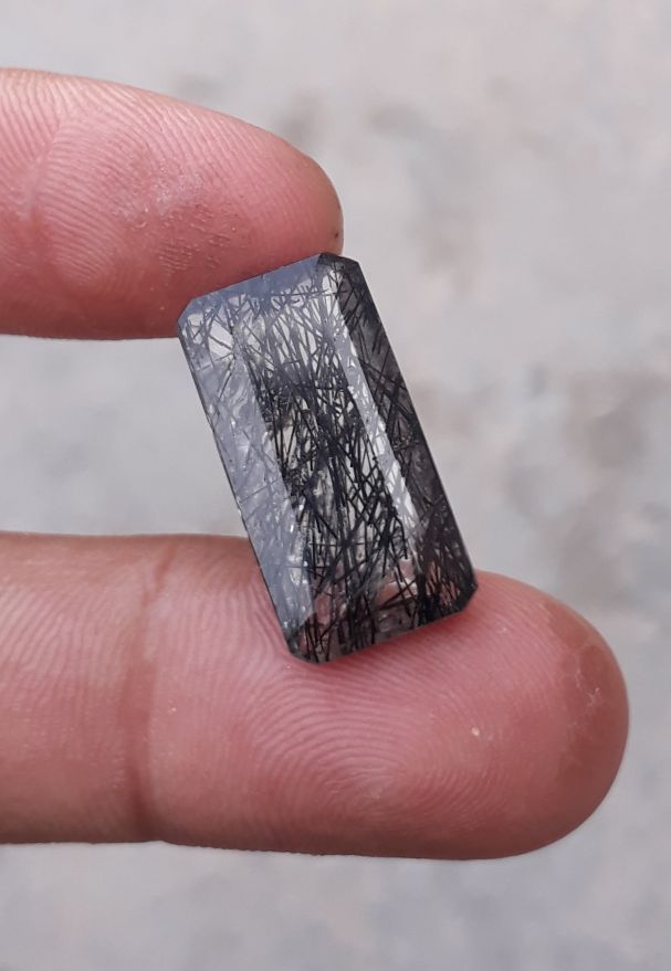 14.8ct Black Tourmalated Quartz - Black Rutile Quartz - Rutilated Quartz -22x12x7mm