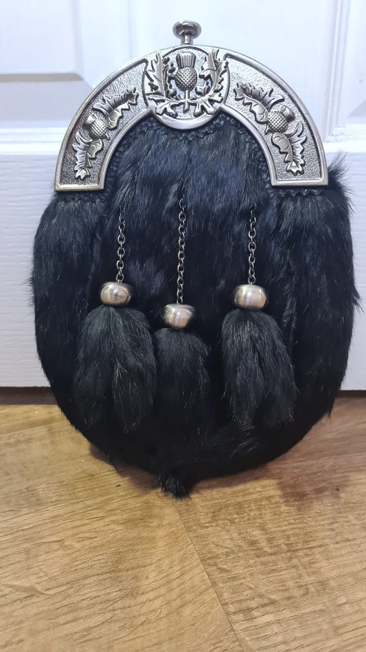 Black Rabbit Full Dress Sporran With Antique Thistle Celtic Cantle