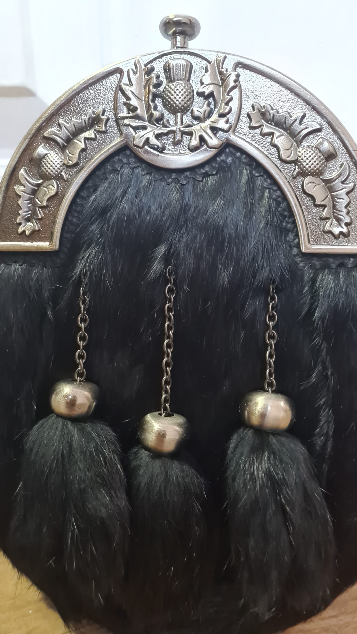 Black Rabbit Full Dress Sporran With Antique Thistle Celtic Cantle