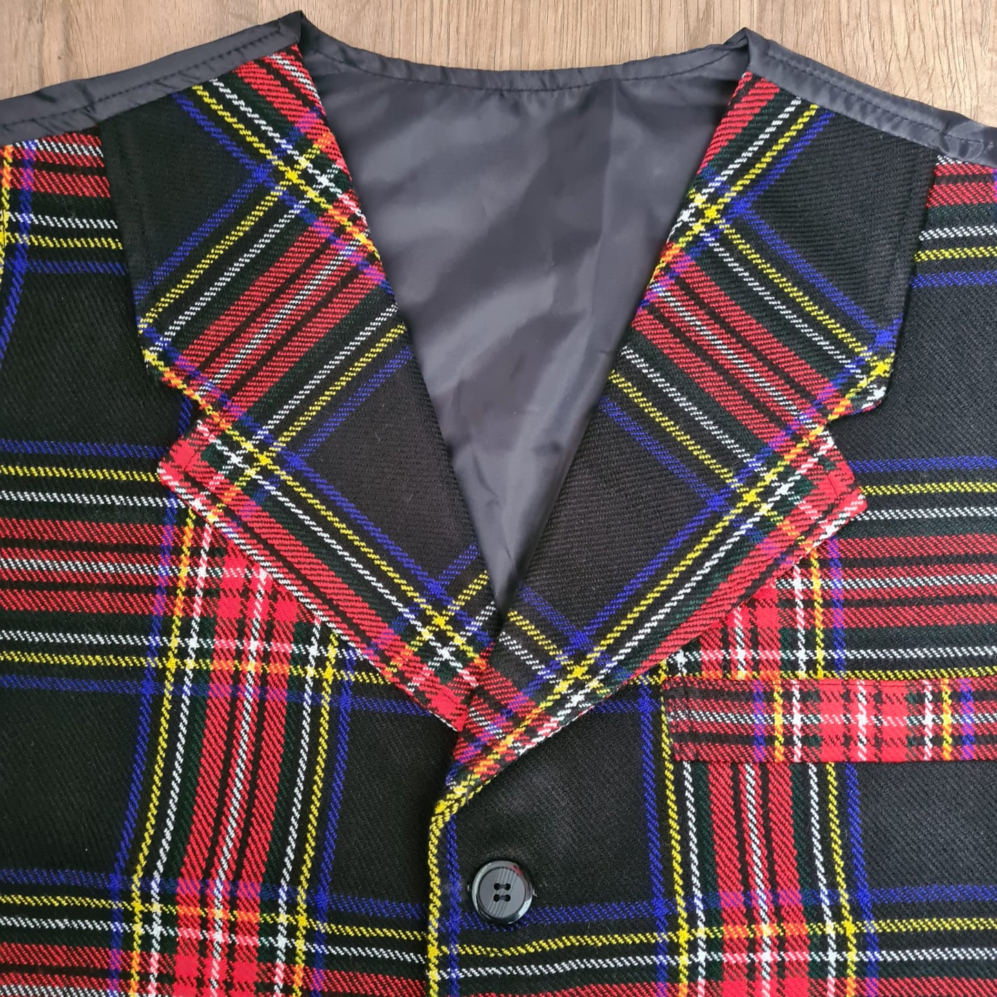 Black Stewart Scottish Men Traditional  Tartan Waistcoat, Plaid