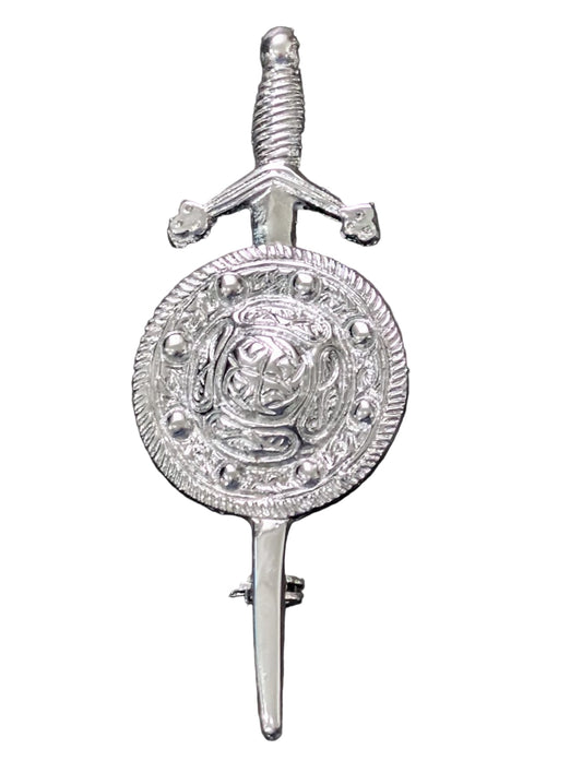 Scottish Sword & Shield Kilt Pin Brooch – Celtic Highland Wear Accessory for Kilts, Jackets & Plaids