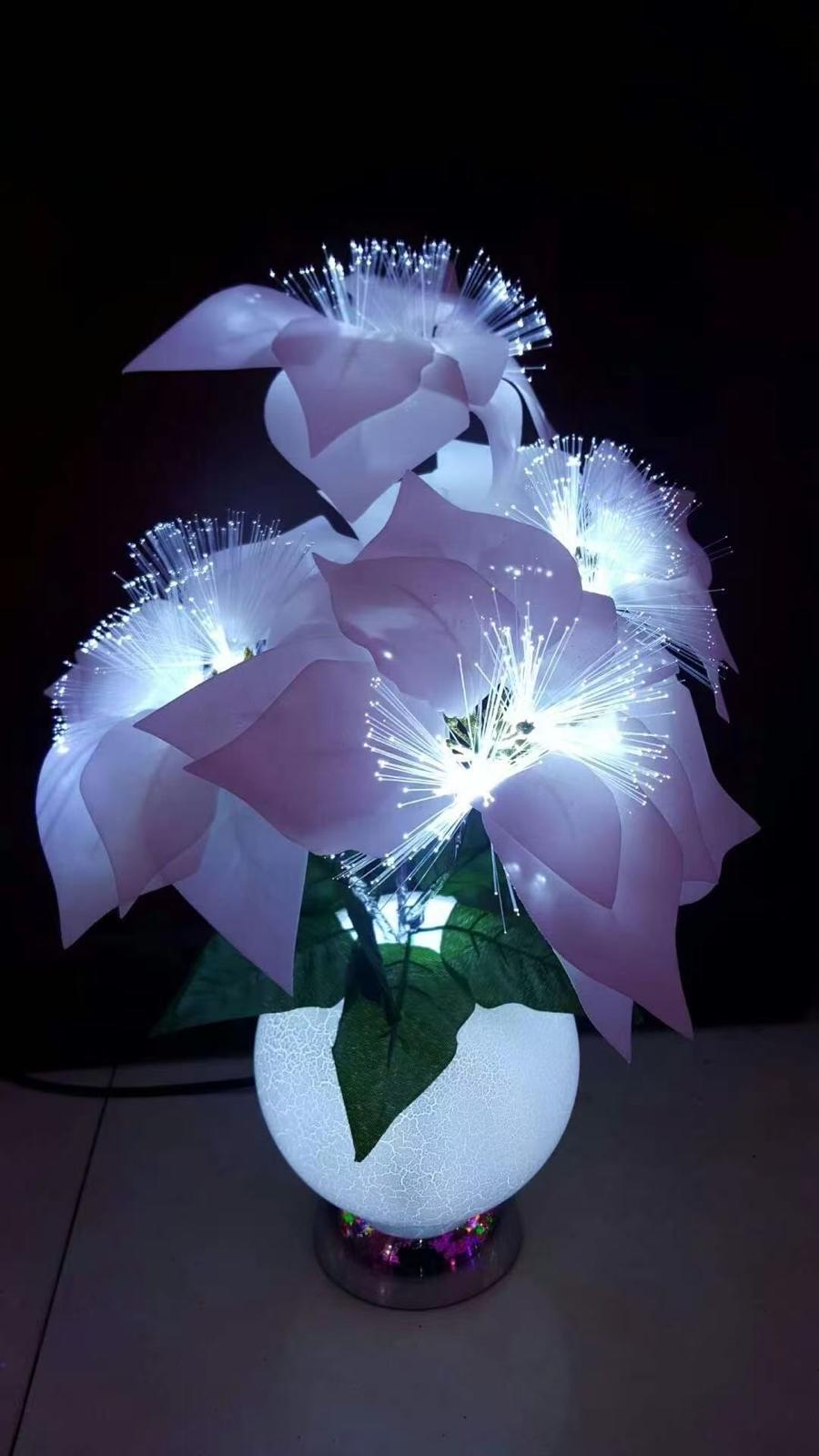 Decorative table lamp flower-like design 40cm,9L