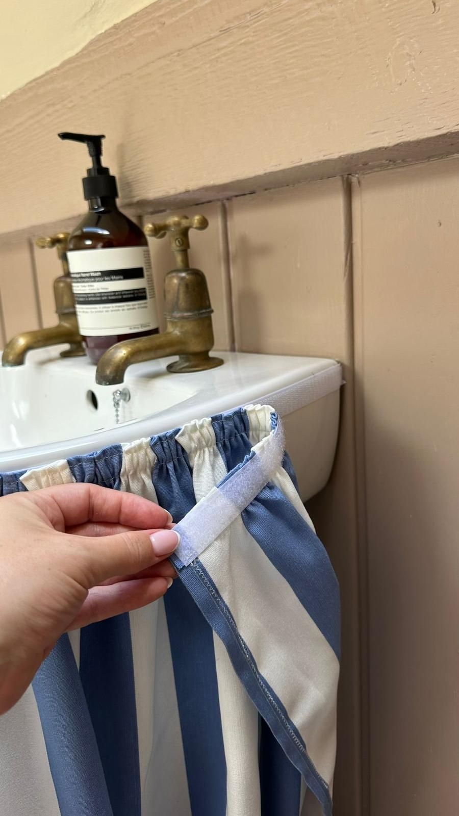 Made-to-Measure Sink Skirt