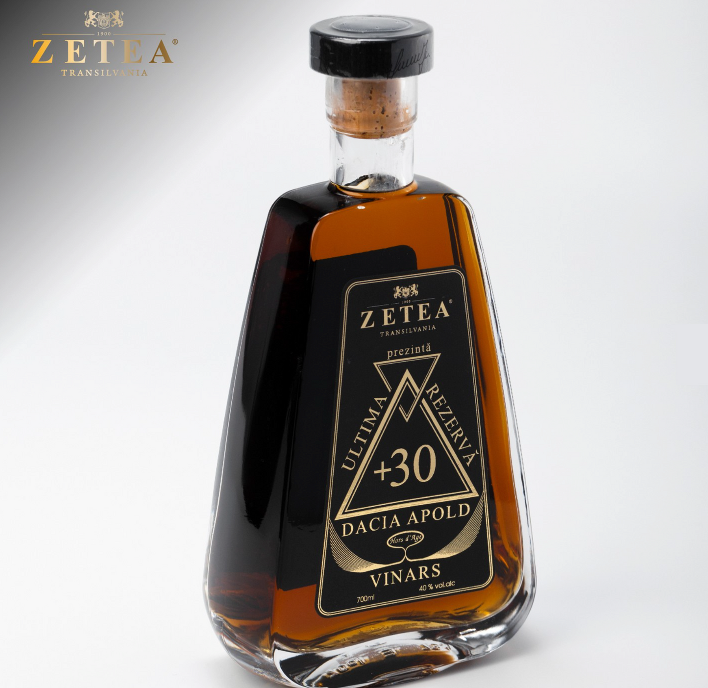 Zetea Ultima Rezerva (Last Reserve) Dacia Apold Hors D'Age Brandy (Cognac / Coniac / Vinars) 700ml