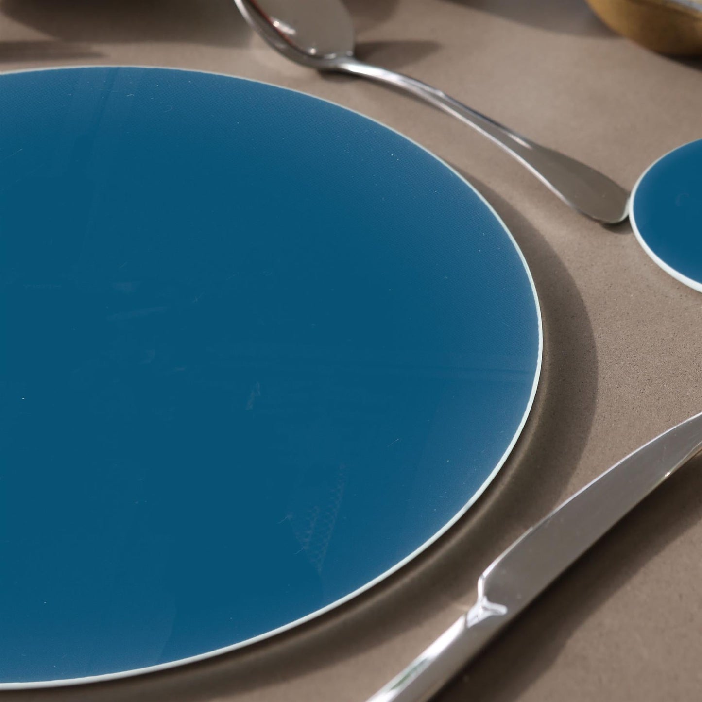 30cm Round Glass Placemats - Pack of Six