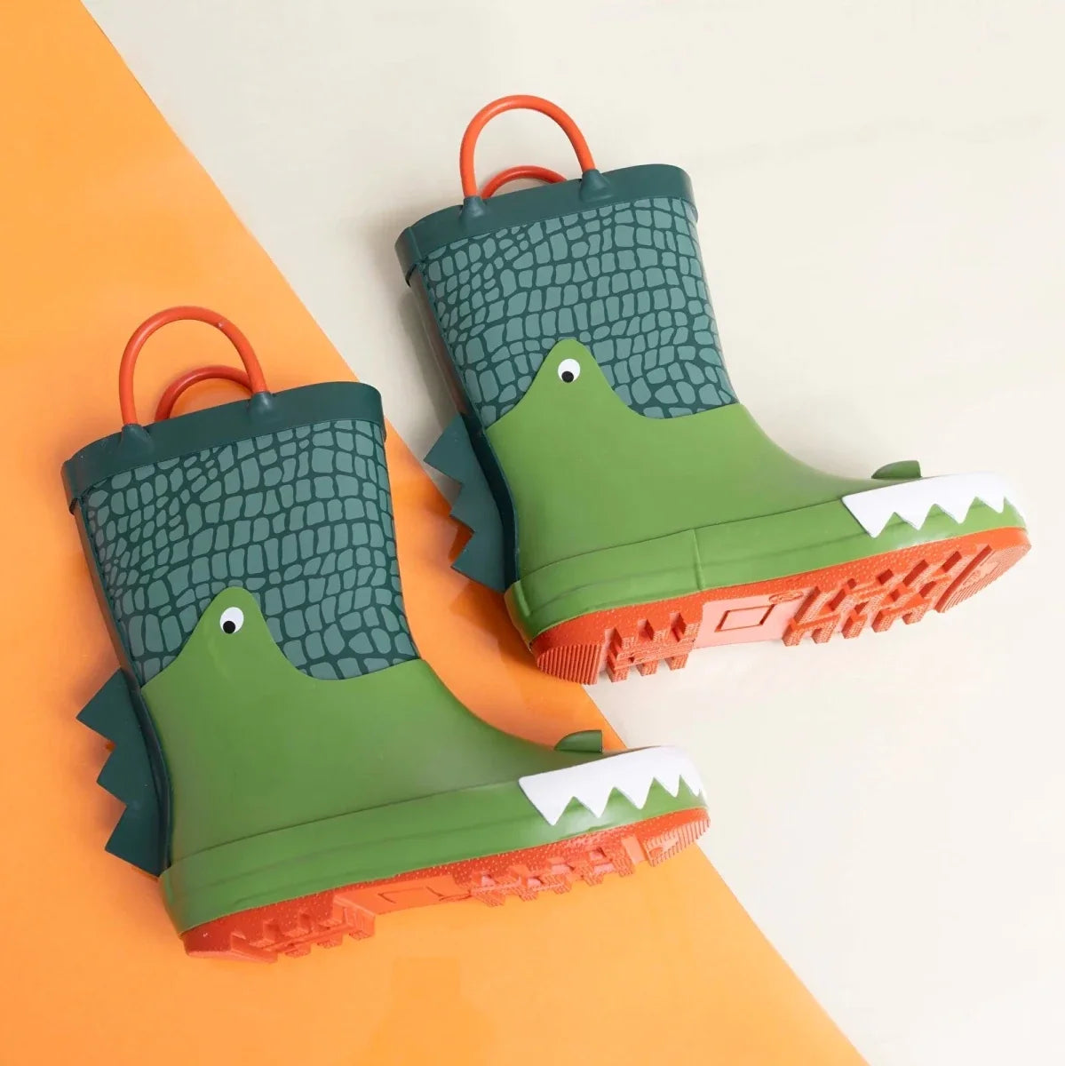 HelloBaby Bot - Green