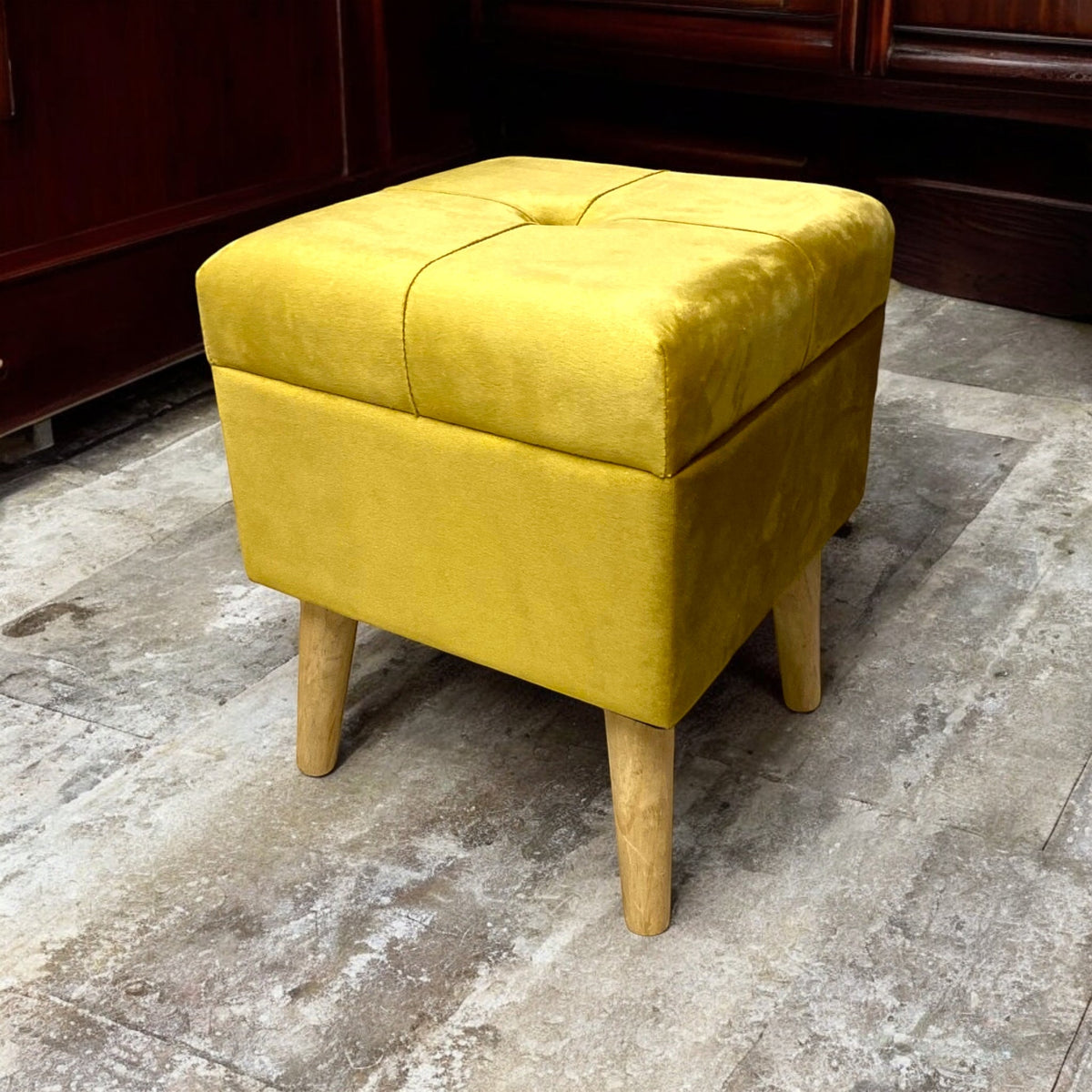 YELLOW WOODEN TRUNK FOOTSTOOL
