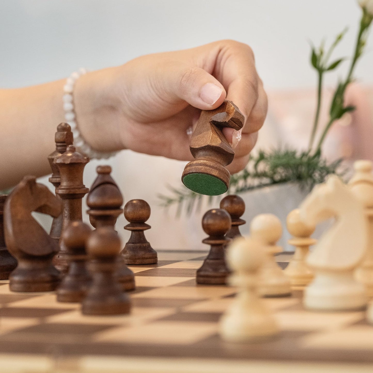 A&A 15-Inch Foldable Wooden Magnetic Chess Set with 3-Inch Staunton King