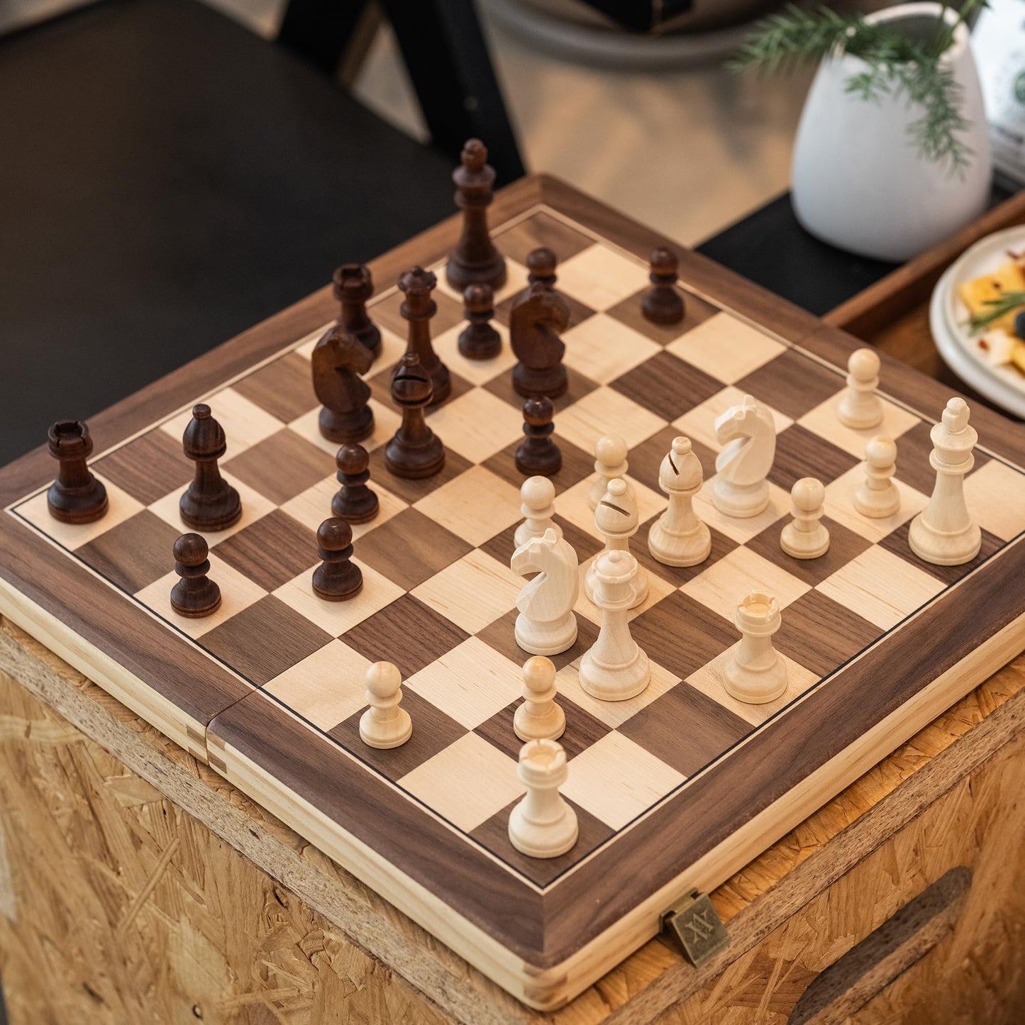 A&A 15-Inch Foldable Wooden Magnetic Chess Set with 3-Inch Staunton King