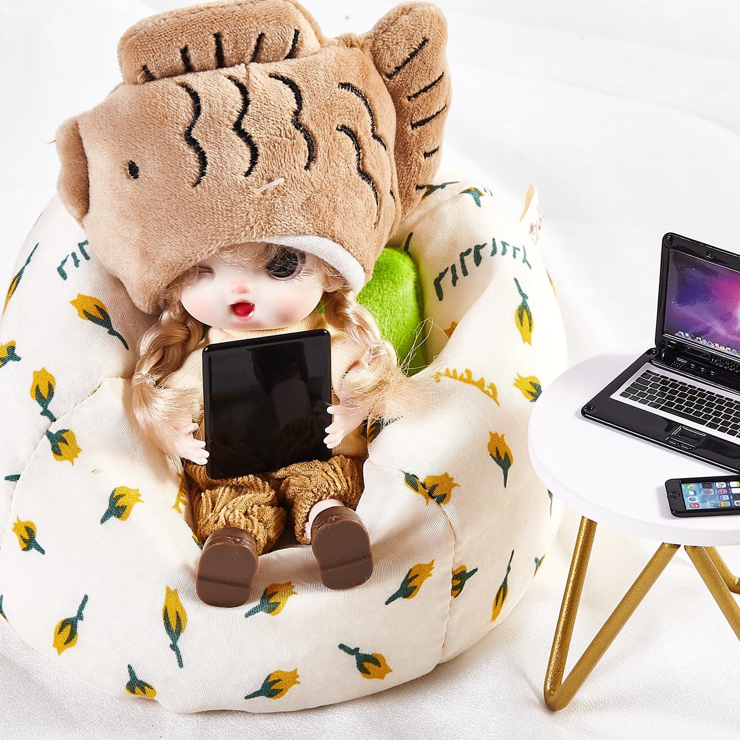 Aanxufa Dollhouse Tech Trio: 1/12–1/6 Scale Mini Phone, Tablet & Metal Laptop (3 Pcs)