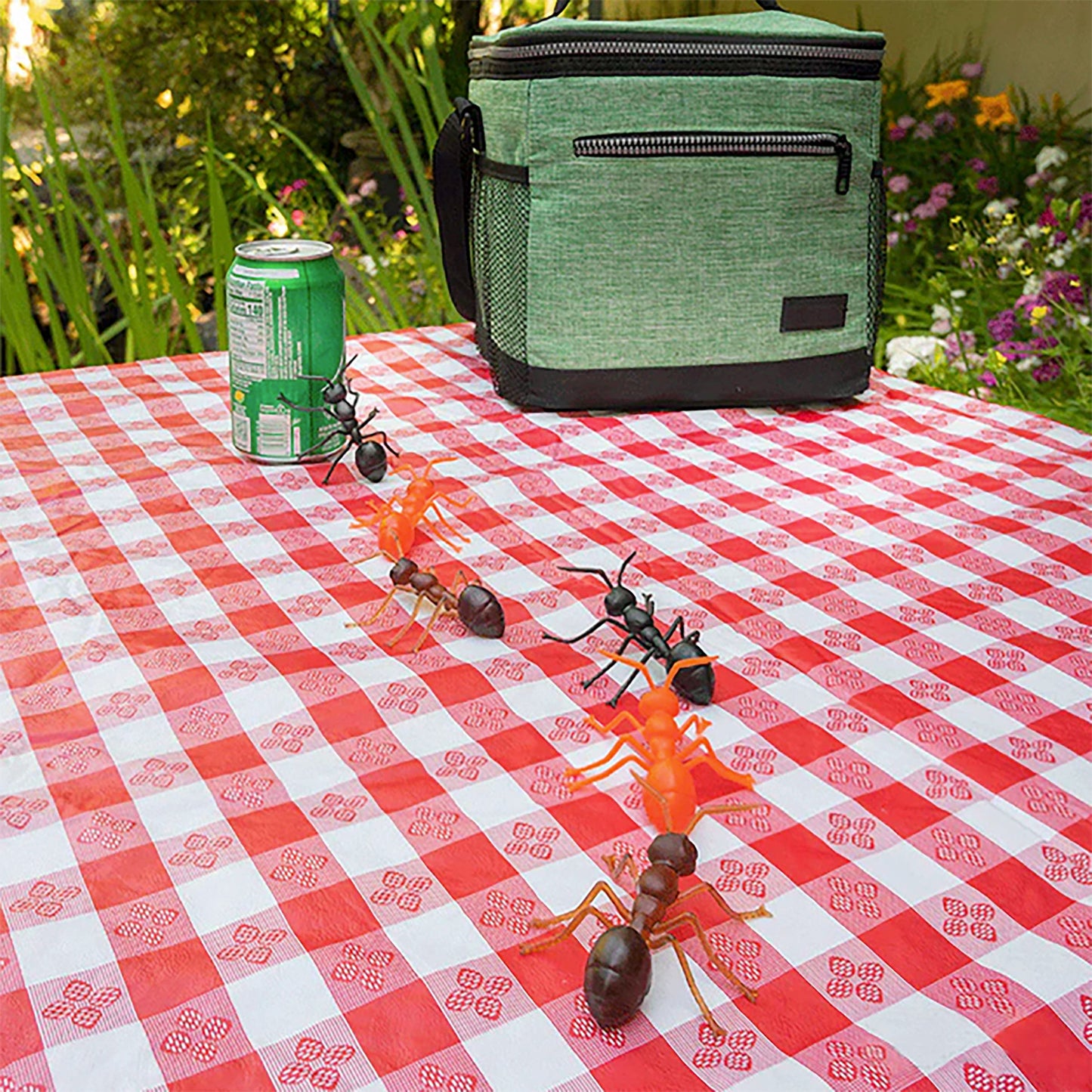 Accoutrements Archie McPhee Funny Gift Box of Novelty Ants (6 Pack)