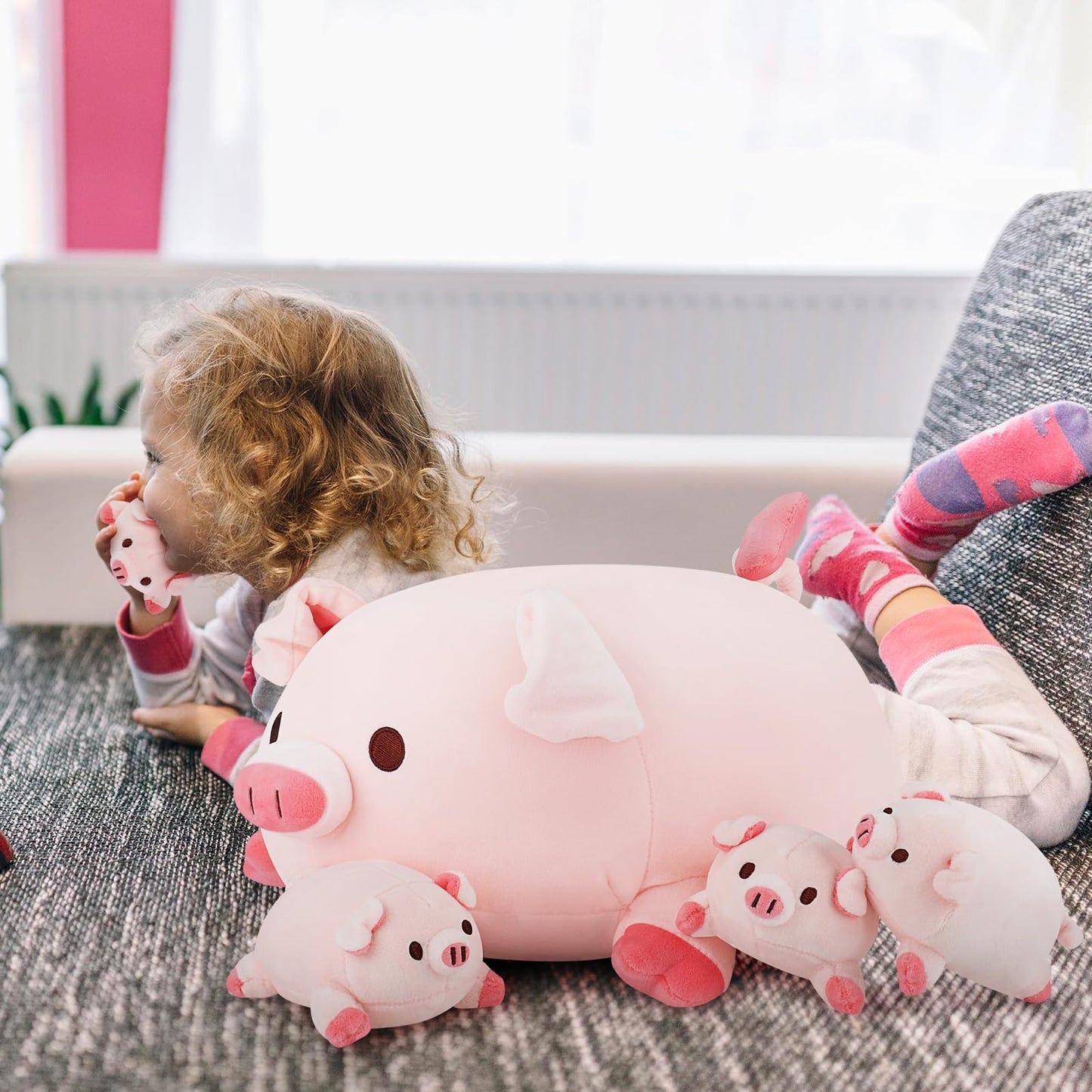 Achwishap 5PCS Pig Family Plush Set – 16in Mommy + 4 Baby Pigs, Cute Hugging Pillows