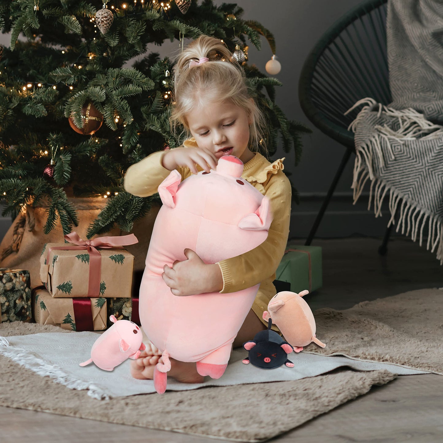 Achwishap Pig Family Plush Set – Mommy 19.6” + 3 Babies, 4-Piece Kawaii Plush Pillows