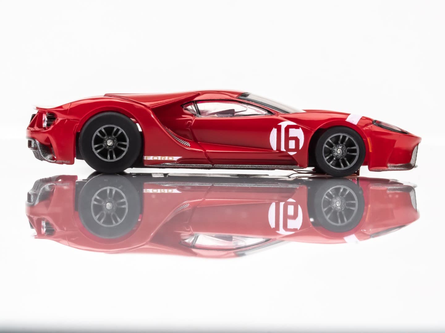 AFX Ford GT Heritage #16 HO Slot Car – Mega G+ Chassis & Race System