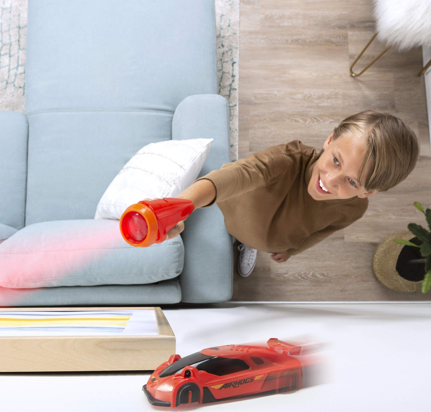 Air Hogs Zero Gravity Laser Wall Racer - Laser-Guided Wall Climbing Car
