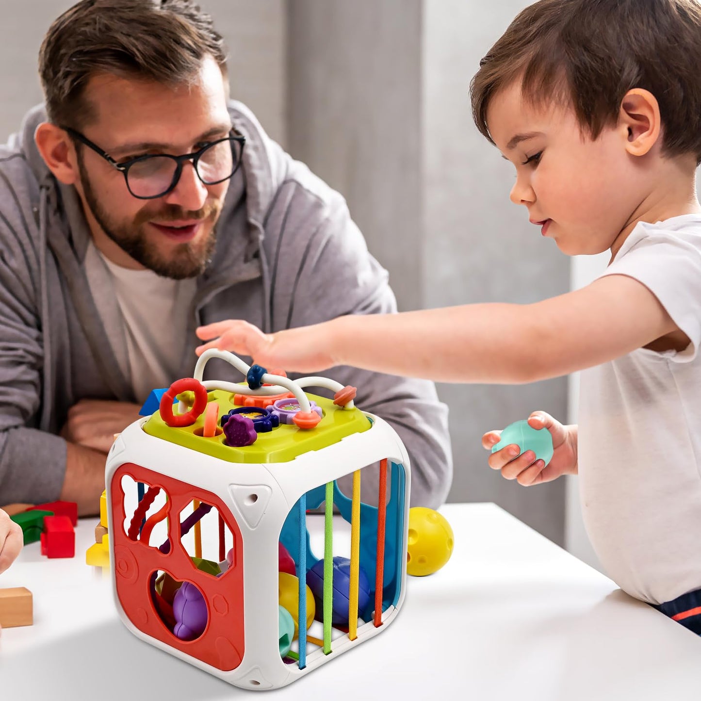 AiTuiTui 7-in-1 Montessori Activity Cube – Sensory, Shape Sorter & Bead Maze for Toddlers