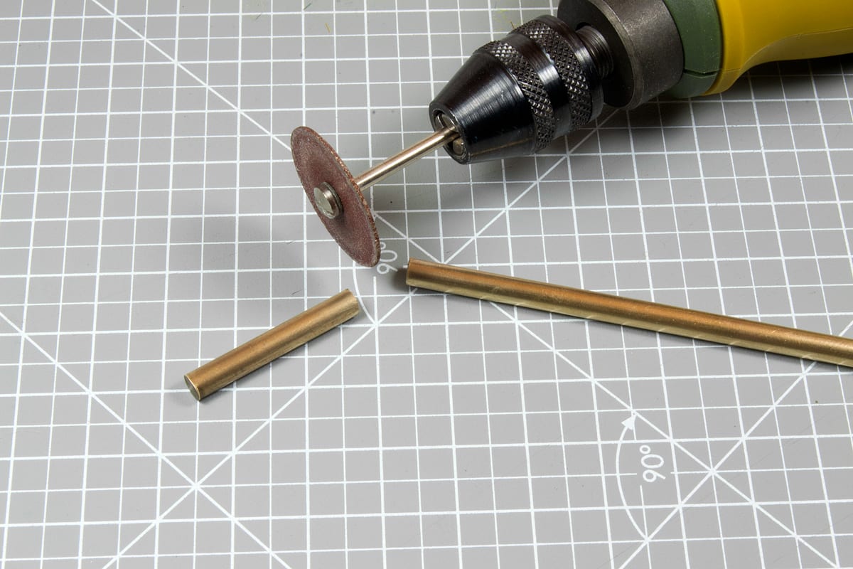 AK Interactive - Brass Pipes 1.0mm, 5 Units (AK9109)