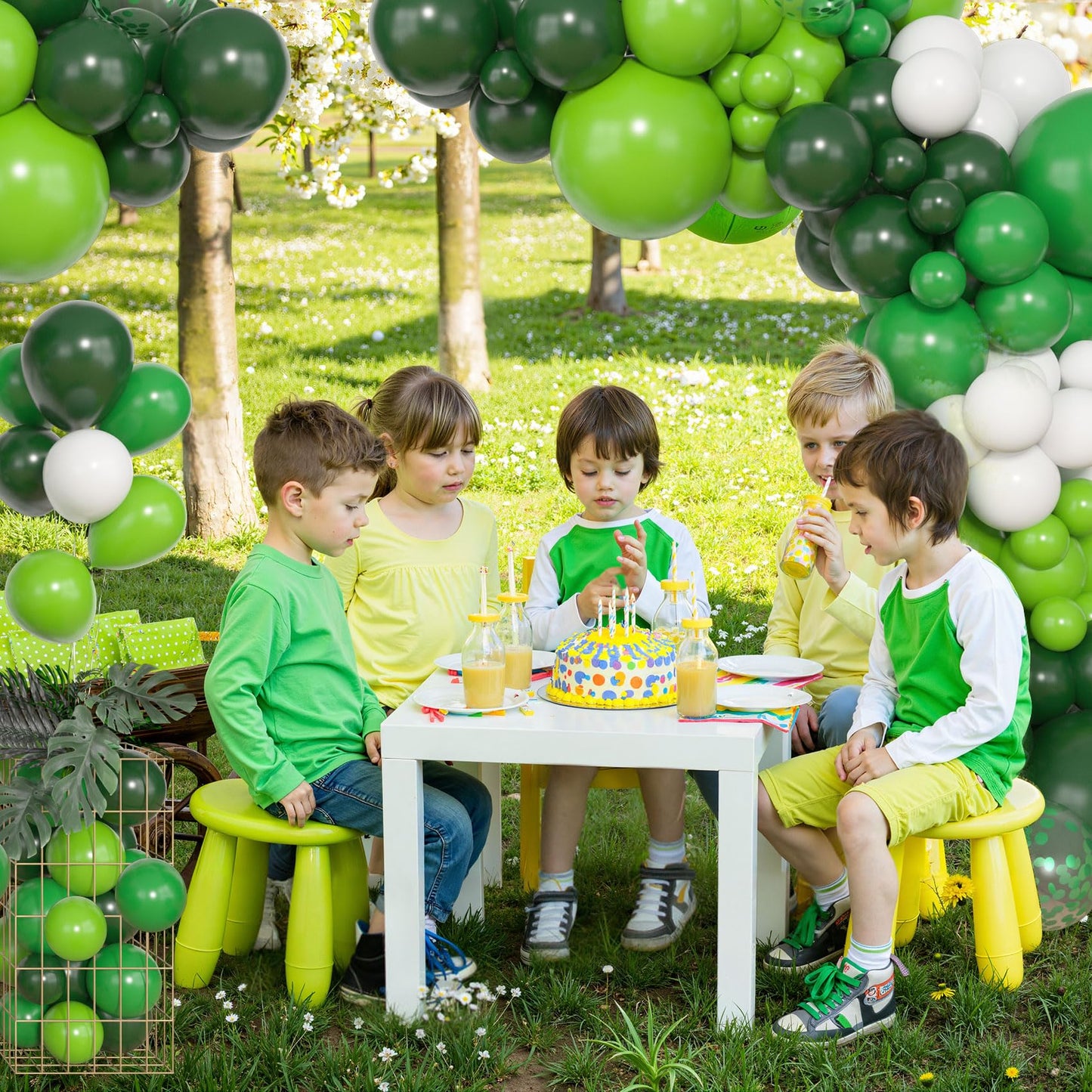 Amandir 153pcs Green Balloon Arch Garland Kit — Emerald, Lime & Confetti Balloons (18/12/10/5in)
