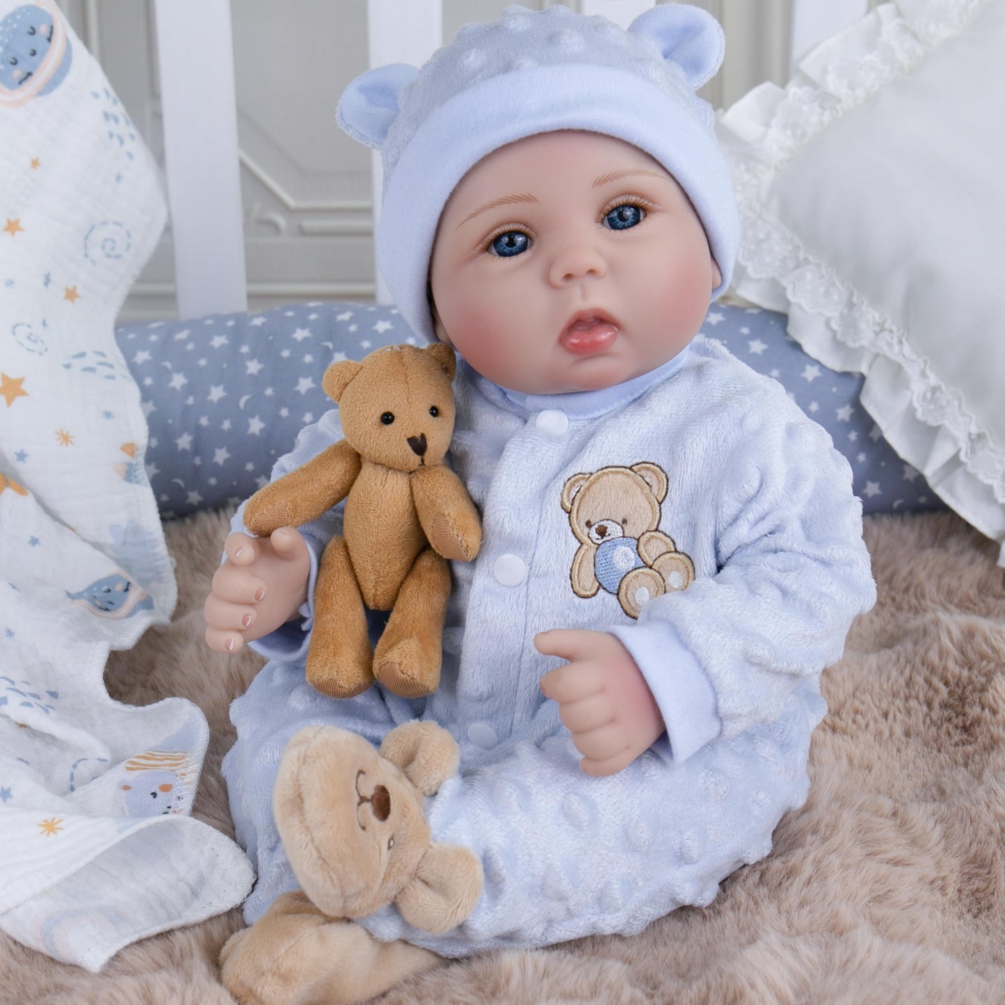 Aori 2.0 Lifelike Reborn Baby Doll – 18-Inch Poseable Realistic Baby Boy