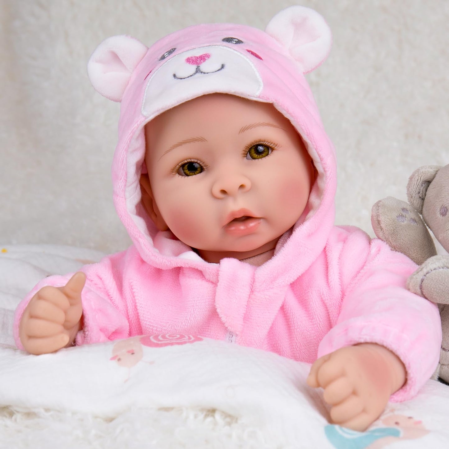 Aori 17-Inch Realistic Baby Doll with Feeding Kit – Lifelike Baby Girl for Nurturing Play