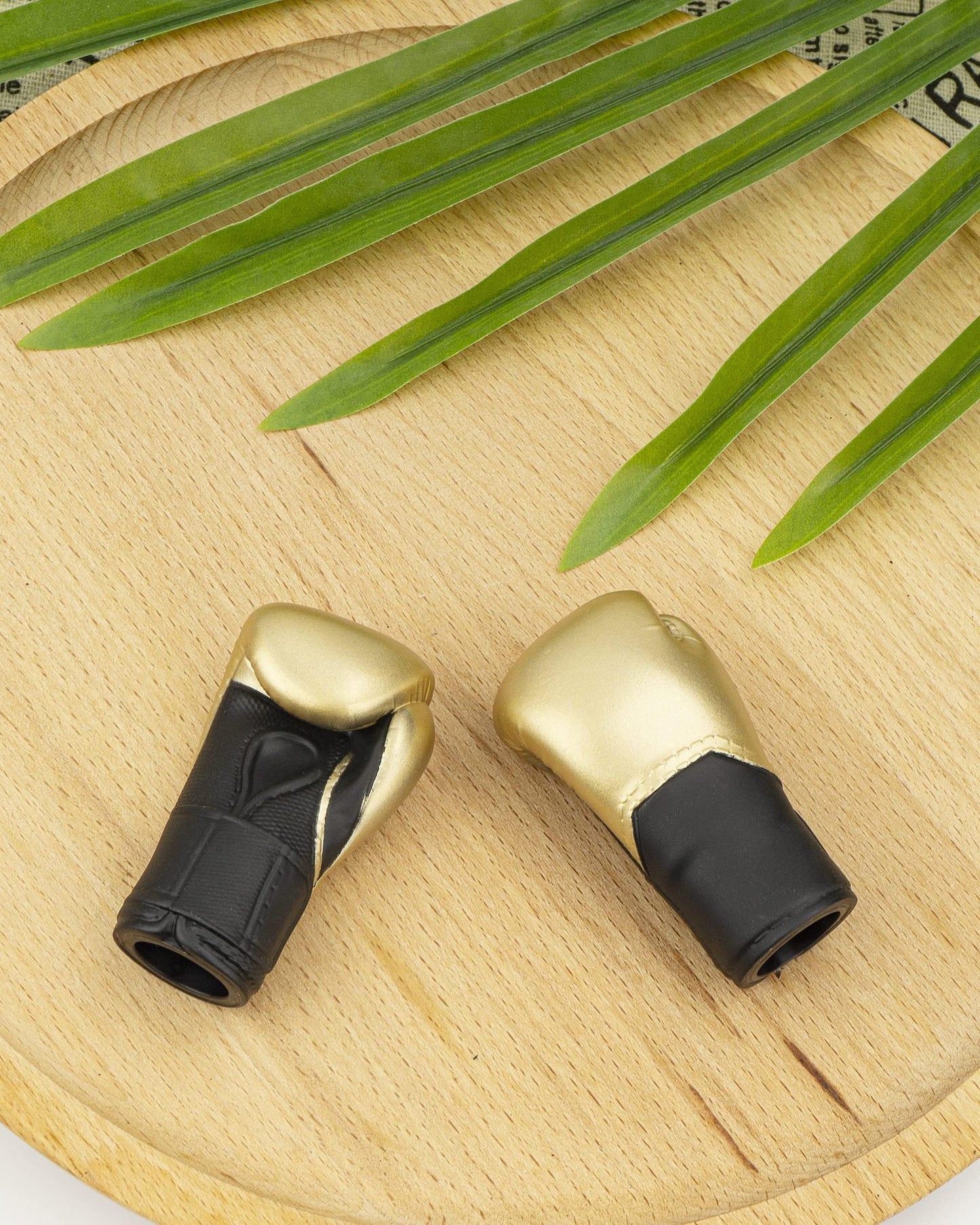 AQKILO Gold Mini Boxing Glove Finger Puppets – 2 Pcs, Fun White Elephant Gift
