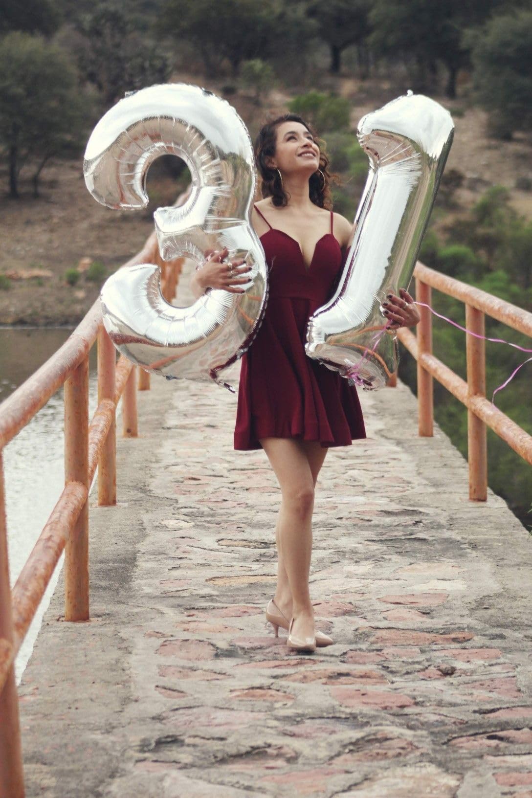 Argthjy 40-Inch Silver Number 4 Foil Balloon – Large Birthday Party Decor