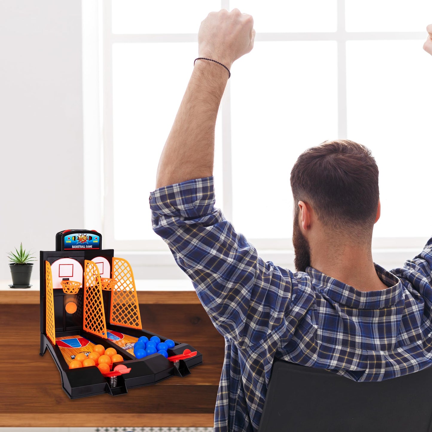 ArtCreativity Mini Basketball Game Set – 20 Mini Balls, Desk-Top Fun