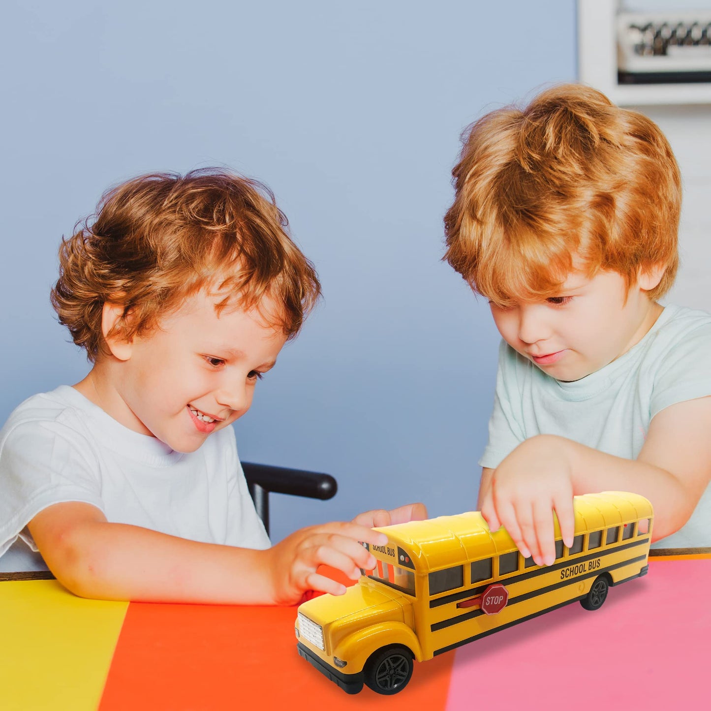 ArtCreativity Yellow School Bus Toy — 8.5-Inch Diecast Pull-Back with Opening Doors