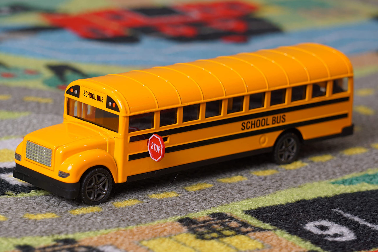 ArtCreativity Yellow School Bus Toy — 8.5-Inch Diecast Pull-Back with Opening Doors