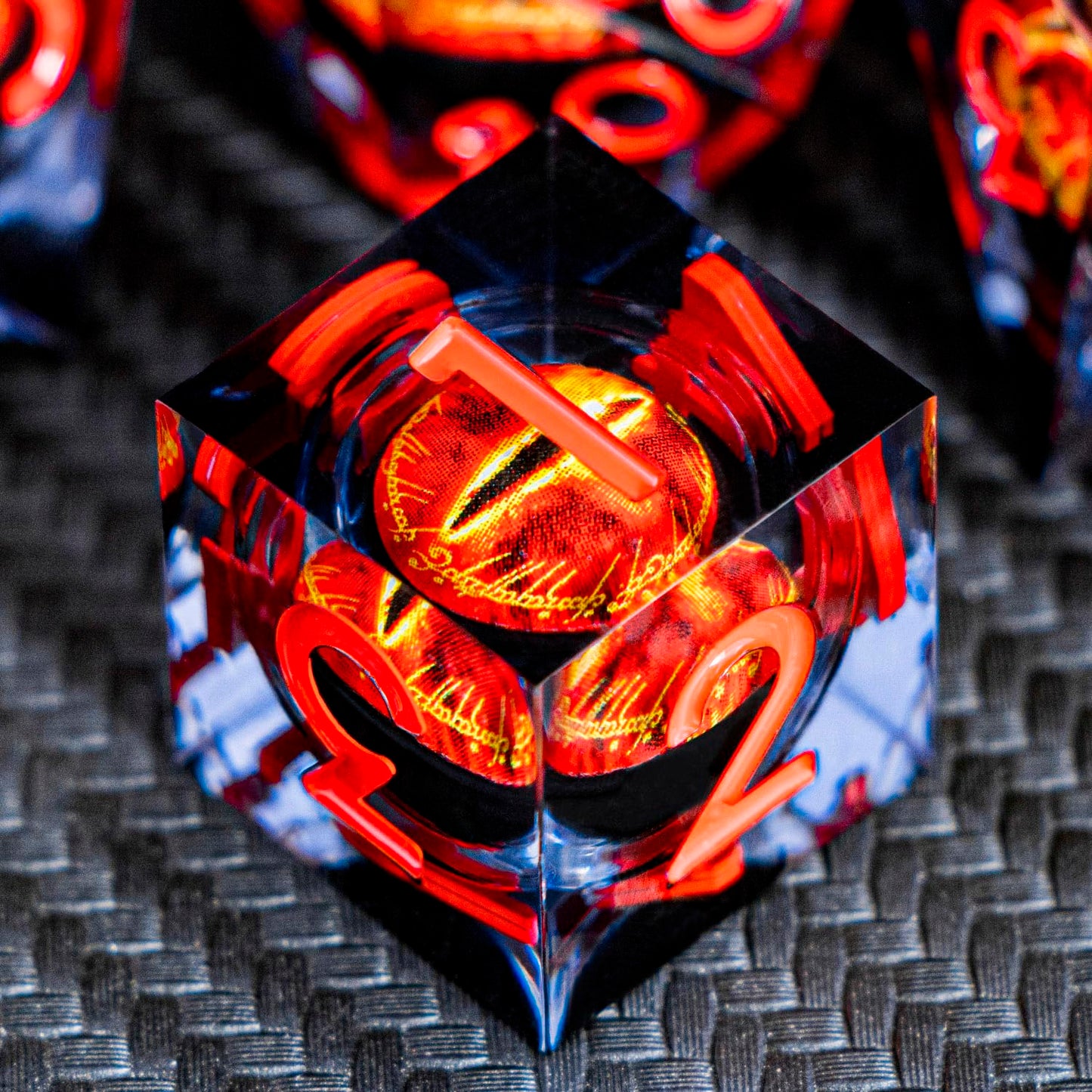 ARUOHHA DND Resin Dice Gazes Eye - Liquid Core, Sharp Edges, 7-Piece D&amp;D Dice Set + Gift Box