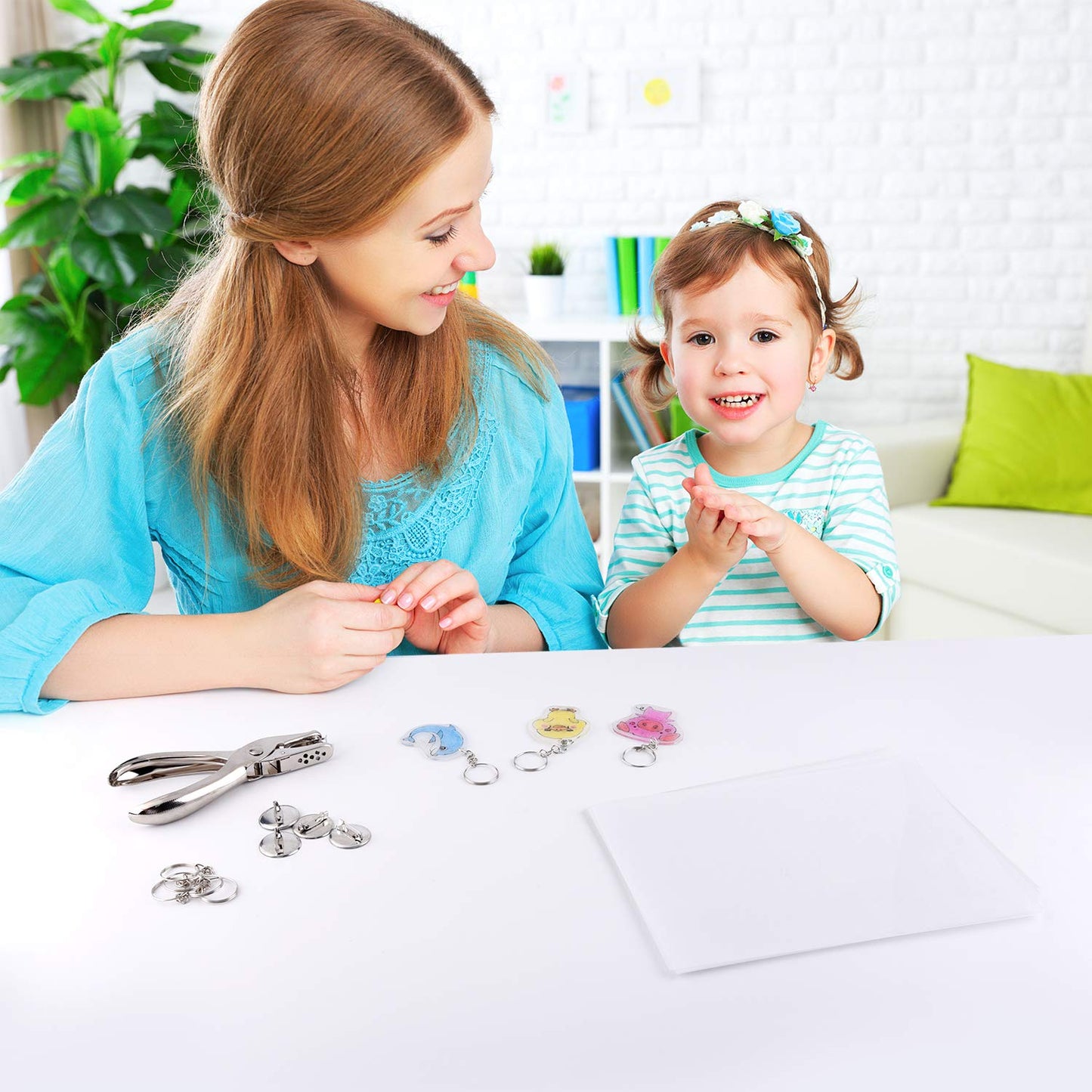 ASTARON 181Pcs Shrinking Plastic Sheets Kit – Craft Keychains, Earrings & Brooches for Kids