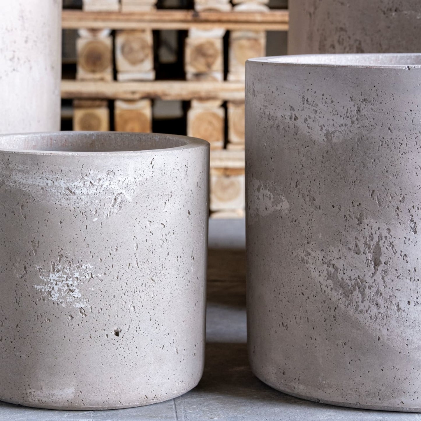 Aurella | Truffle – 100cm XXL Concrete Cylinder Planter – 621L Round Plant Pot