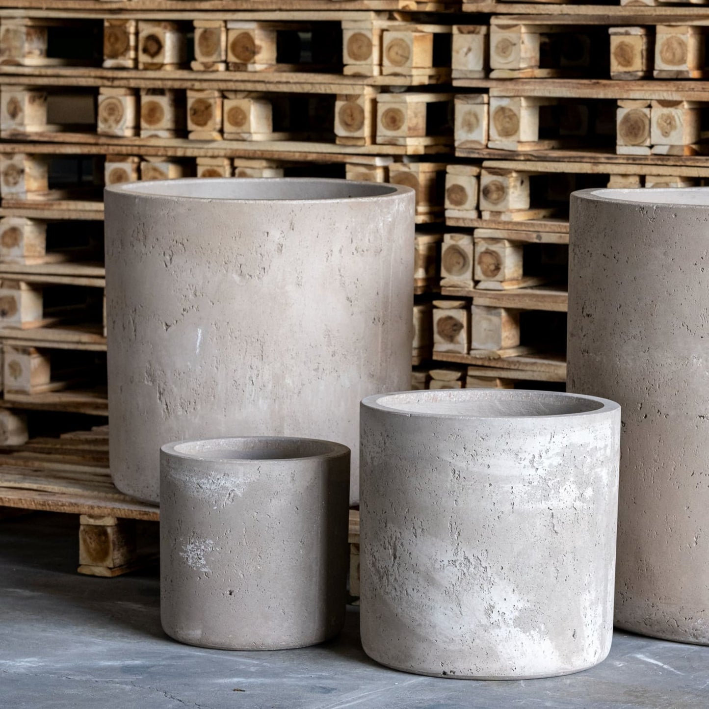 Aurella | Truffle – 85cm XXL Concrete Cylinder Planter – 365L Round Plant Pot