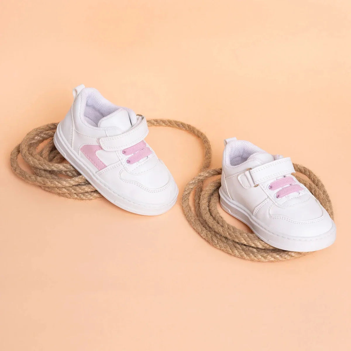 HelloBaby Girl Training Shoes - White