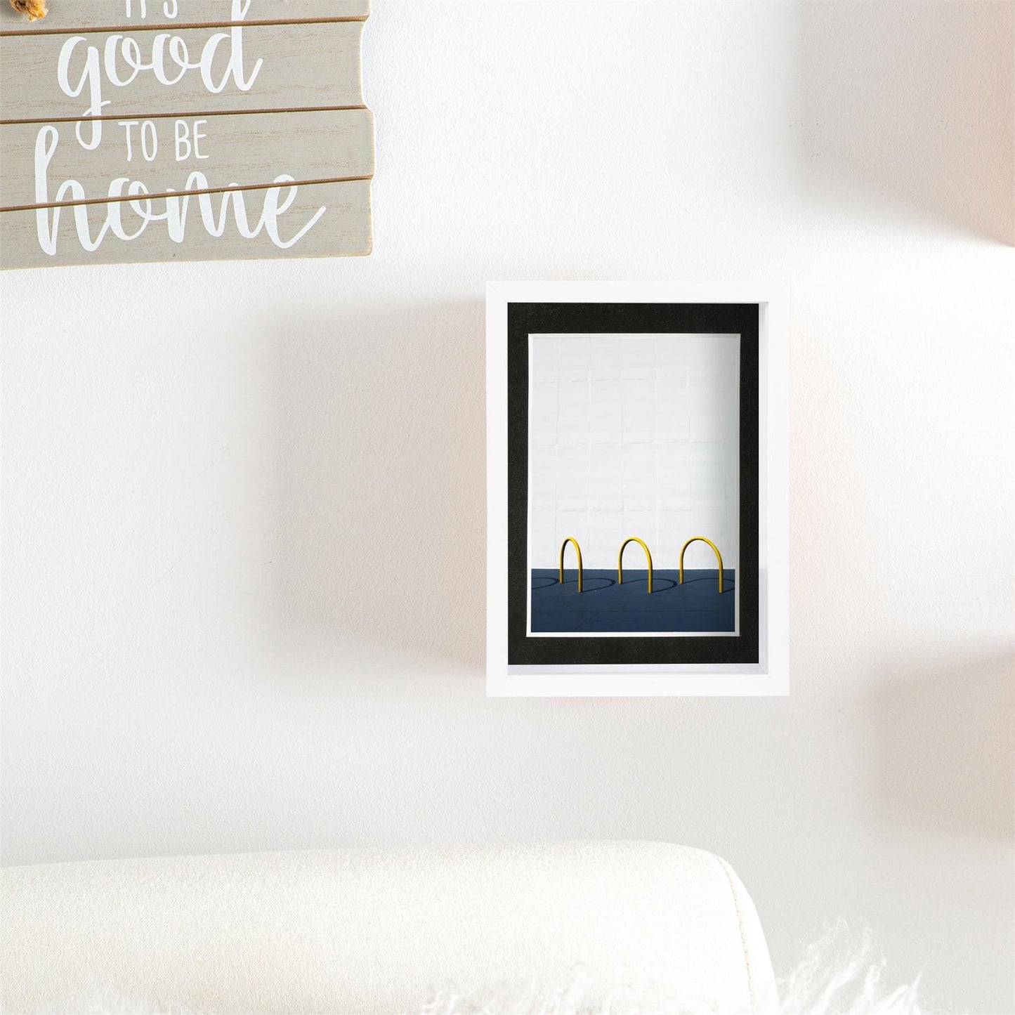 5" x 7" White 3D Deep Box Photo Frame - with 4" x 6" Mount
