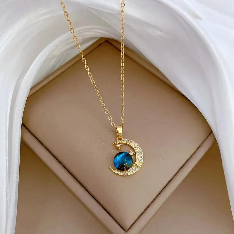 ZAKOL Spaceman Astronaut Star Necklaces For Women Girls Gold Color Planet Moon Pendant Clavicle Chain Choker Jewelry Gifts