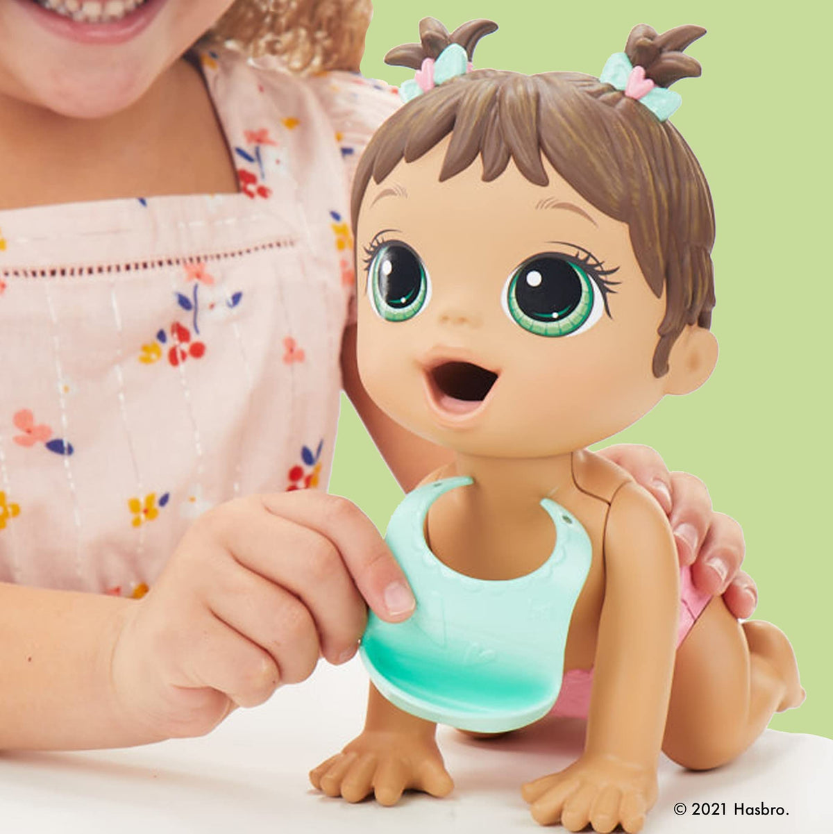 Baby Alive Lil Snacks Doll – Eats and Poops, 8-Inch Snack-Themed Toy for Ages 3+ (Brown Hair)