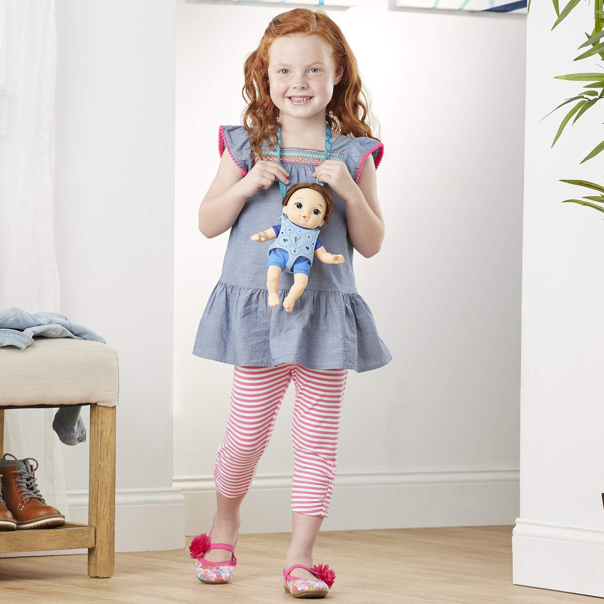 Baby Alive Littles Carry N Go Matteo Doll in Carrier – 9-Inch, 3+