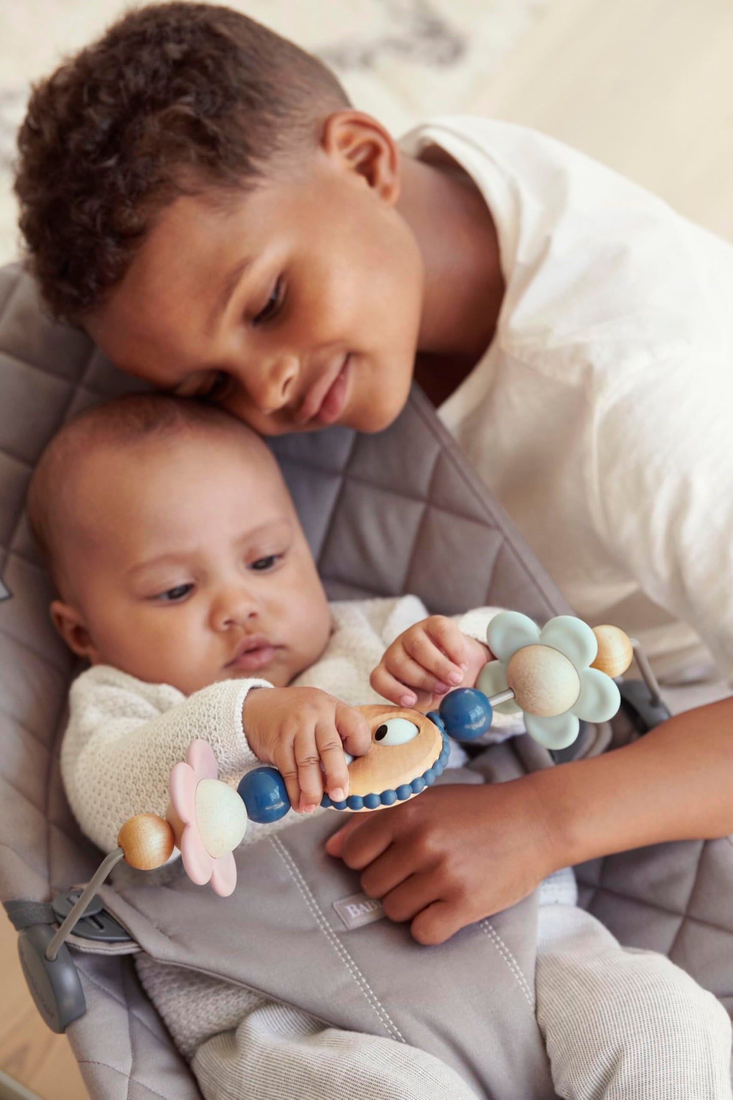 BabyBjörn Googly Eyes Pastels Toy for Bouncer | Safe, Chew-Friendly Play Accessory