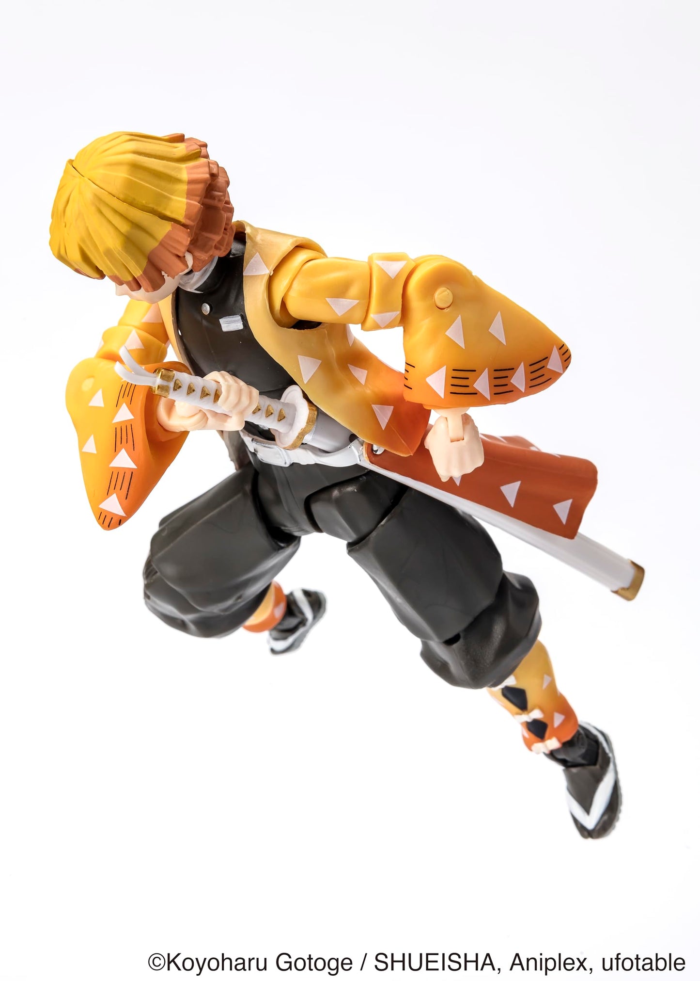 BANDAI Ultimate Legends Zenitsu Agatsuma Action Figure – 12.5cm, 27 Points of Articulation | Demon Slayer Collectible